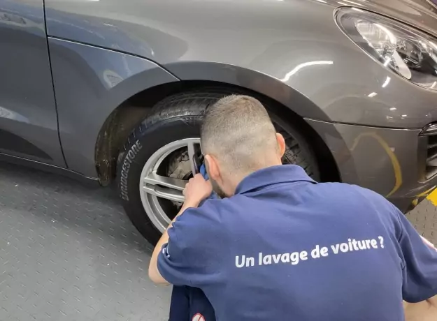 DetailCar Paris Opéra / Lavage et soin de véhicules sans eau sur Paris Meyerbeer Opéra