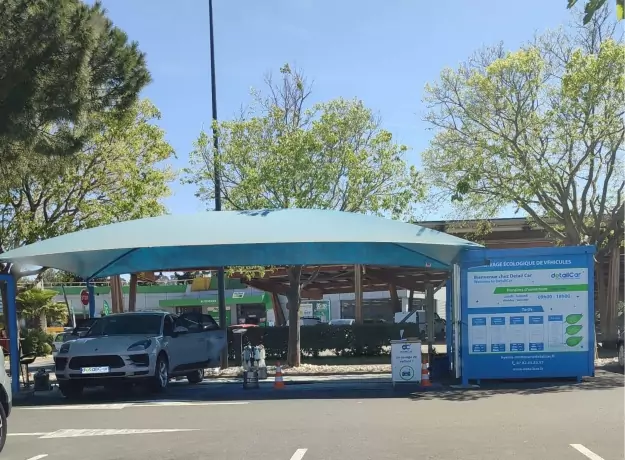 DetailCar Hyères Centr'Azur / Lavage et soin de véhicules sans eau sur Hyères