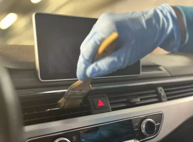 DetailCar Marseille Bonneveine / Lavage et soin de véhicules sans eau sur Marseille Bonneveine
