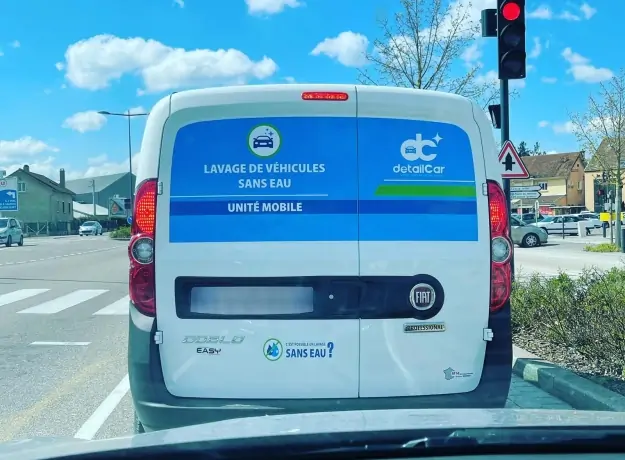 DetailCar Vitrolles Unité Mobile / Lavage et soin de véhicules sans eau à domicile dans les Bouches-du-Rhone