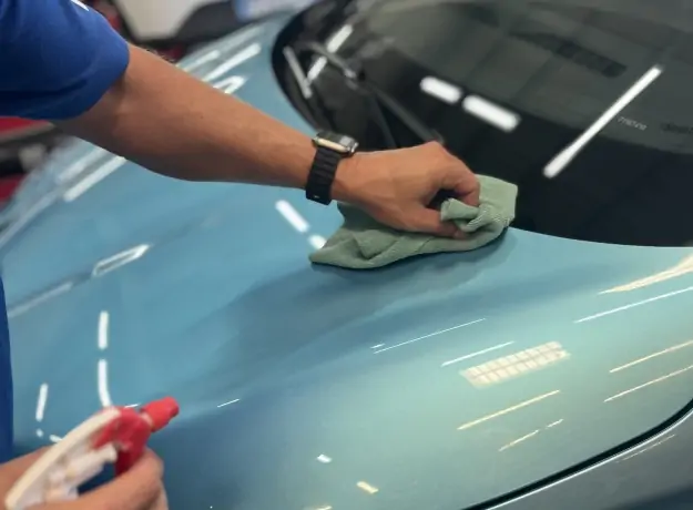 DetailCar Aubagne Unité Mobile / Lavage et soin de véhicules sans eau pour les professionnels sur Aubagne