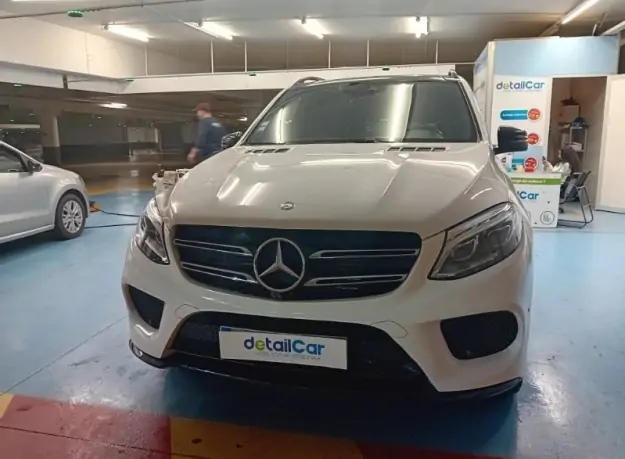 DetailCar Carrefour Lyon Vénissieux / Lavage et soin de véhicules sans eau sur Lyon Vénissieux